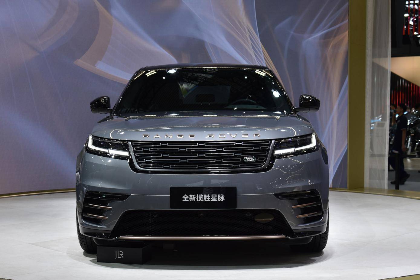 2023粤港澳大湾区车展:新款揽胜星脉售56.8万元起_搜狐汽车_搜狐网