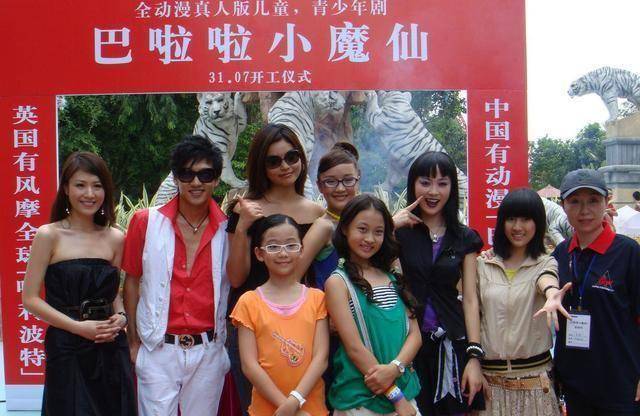 从国外名校进修后大变样,妥妥的高颜值学霸_黄安仪_发展_扮演者