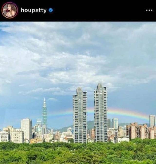 周杰伦和侯佩岑的故事还没完,俩人一直暗戳戳互动,巧合太多了_照片