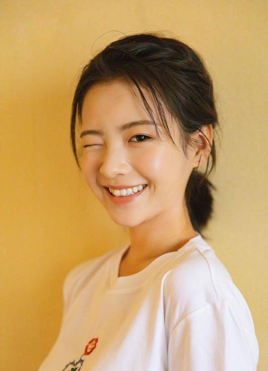 专访《二十不惑》李庚希:我和罗艳一样宅,谈恋爱没