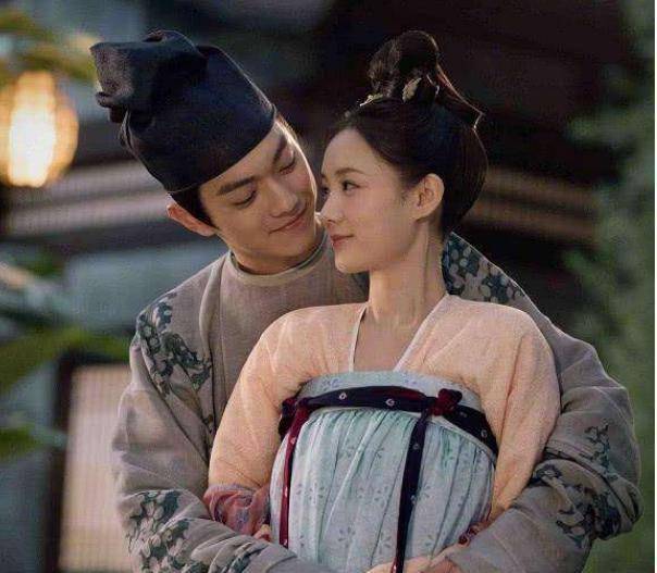 资源甩杨颖好几条街,是邓伦许凯李现杨洋新戏女主,红,指日可待_李一桐