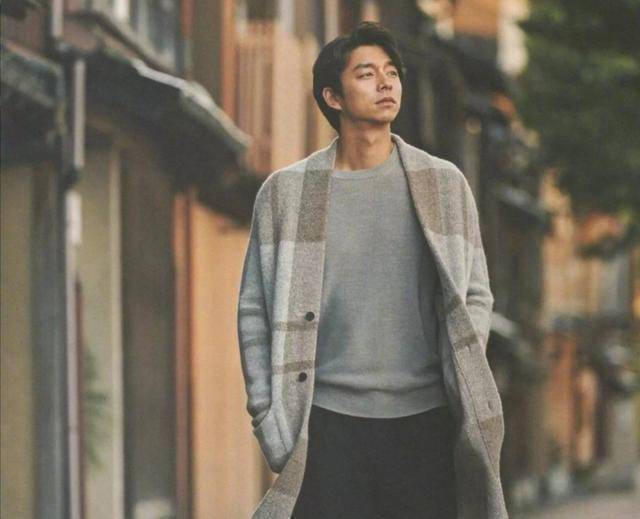 孔刘也40岁了,但还没有女友没有结婚,和很多女星像是林秀晶,尹恩惠