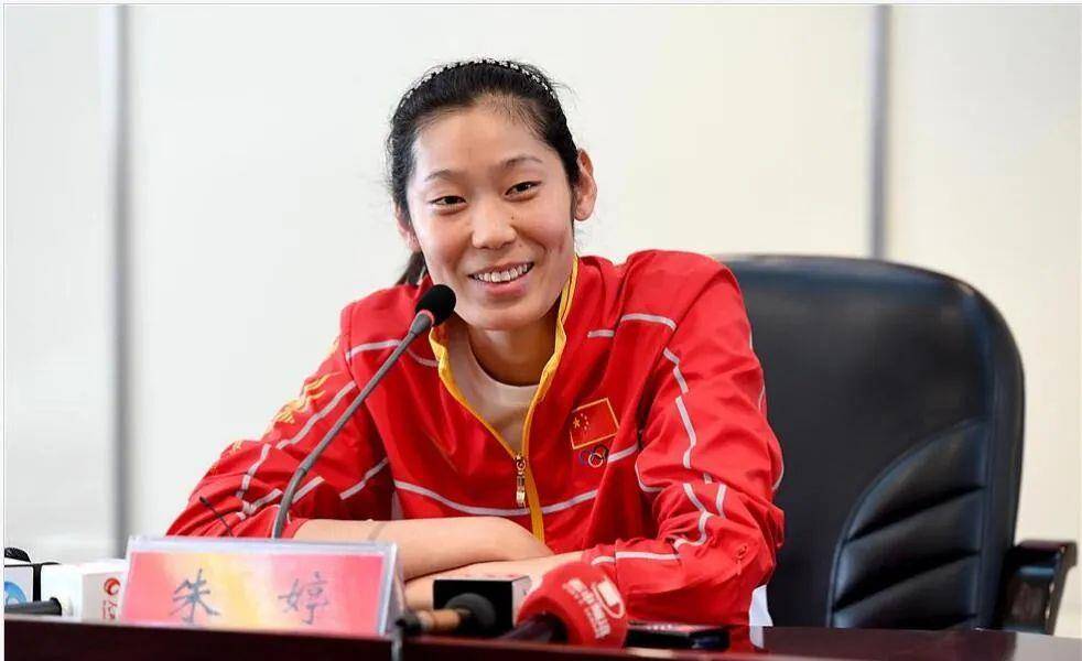 恭喜女排,国际排联重大官宣,中国女排韩国站名单更新_蔡斌_球员_主