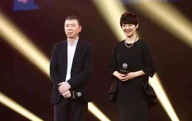 徐帆:对冯小刚采用"以柔克刚",包揽所有家务,照顾瘫痪婆婆_北京_年龄