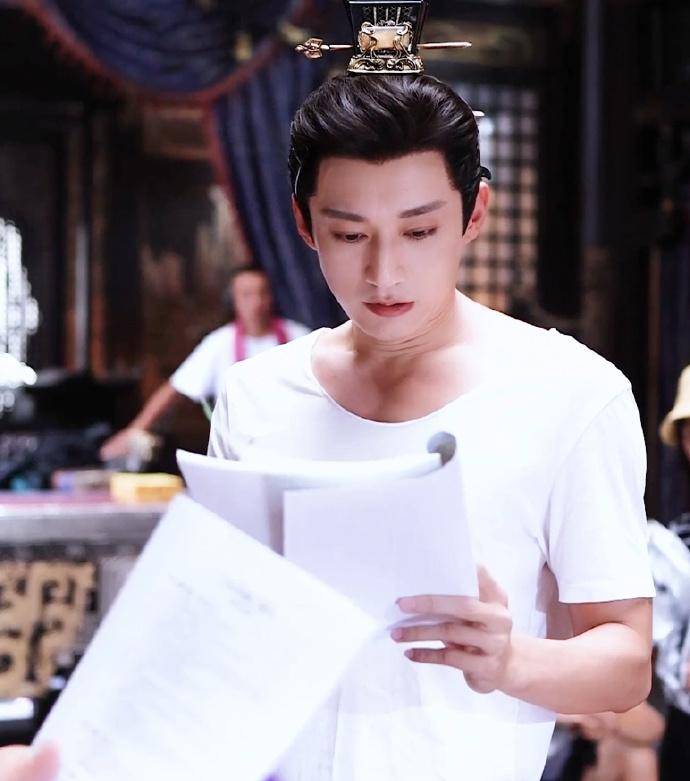 23剧:任嘉伦 张雨绮 景甜 许凯 彭冠英 檀健次 刘学义 杨颖 邓为 杨洋