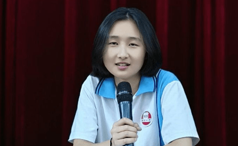 湖南桂阳一中举行2024届"挺进高三逐梦未来"启动仪式校长曾卫华提出五