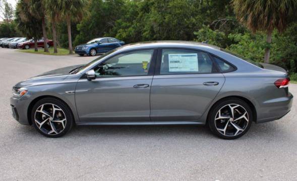 2021款"帕萨特"美版上市,造型复古,内饰被上汽大众版甩出几条街!