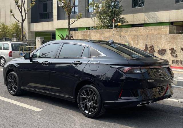 又一轿跑溜背"黑武士",国际标准起步203马力,实力完胜思域_搜狐汽车