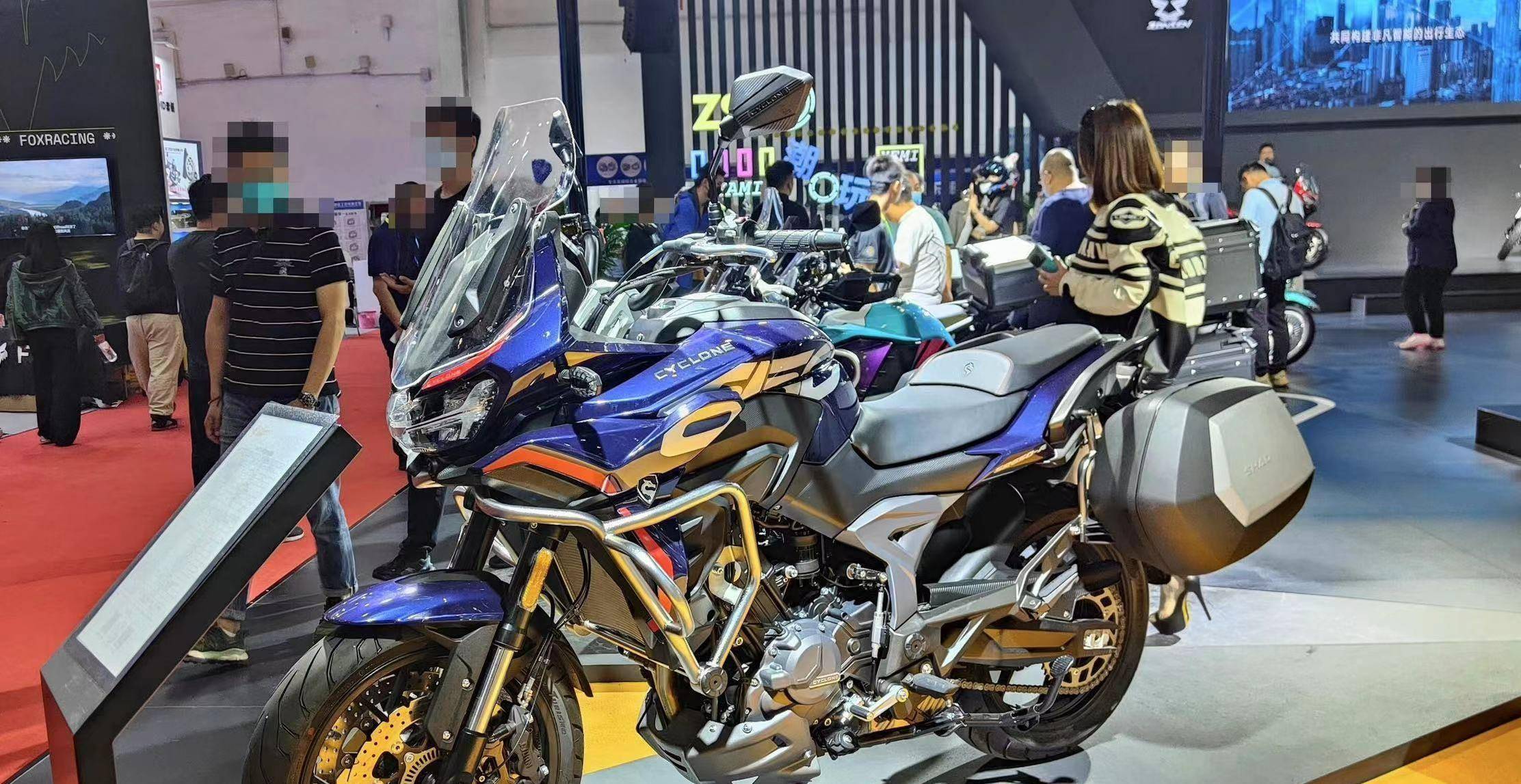 78万,动力配置兼得的拉力车型23款赛科龙rx650来了!_搜狐汽车_搜狐网