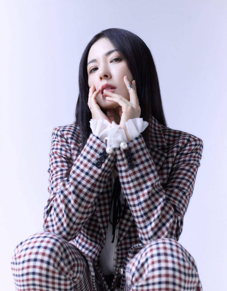 曾黎没觉得自己有多美?_胡静_挑战_节目