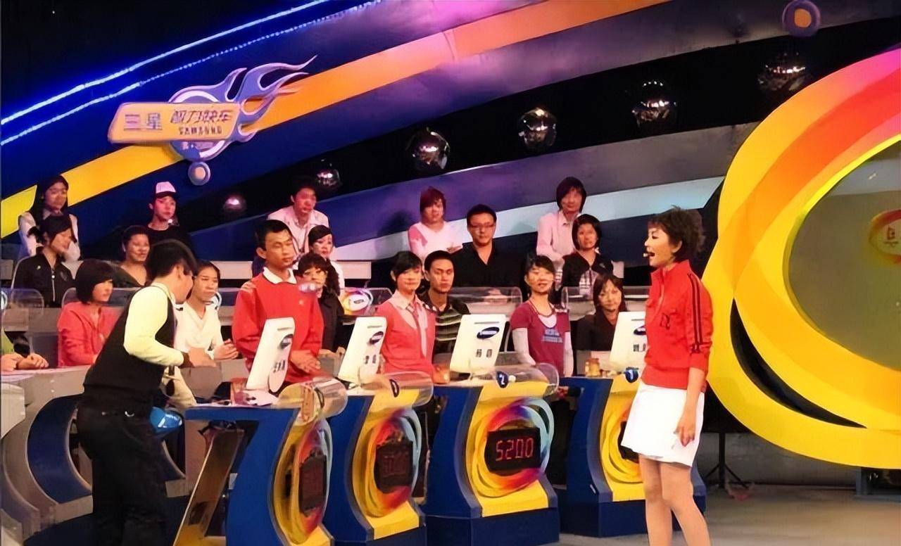 主持人路一鸣:娶校花学妹,45岁离开电视,如今开启了第二人生_田岚