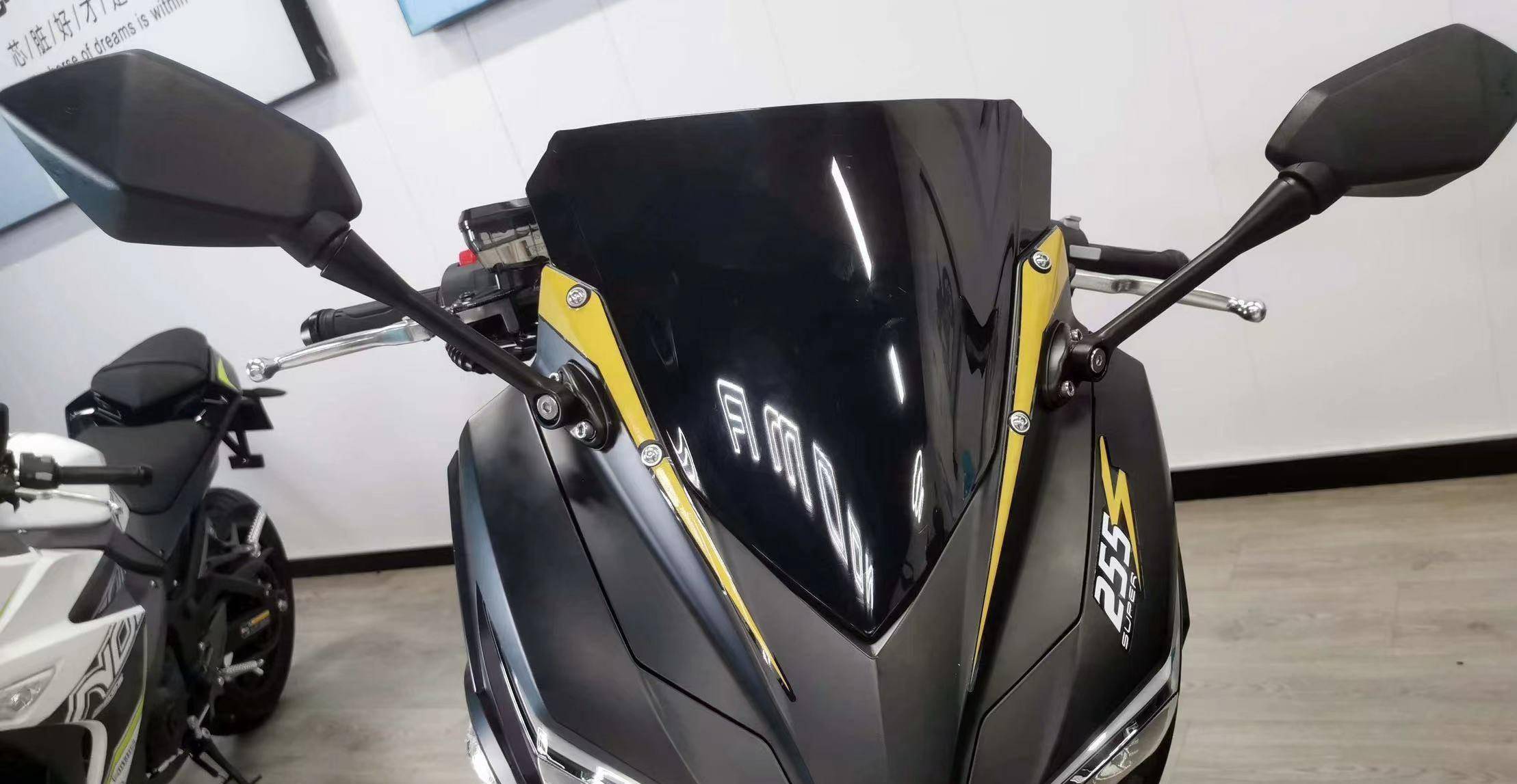 售价15980元起,诺马魅影255s上市-探索速度与激情的完美结合_搜狐汽车