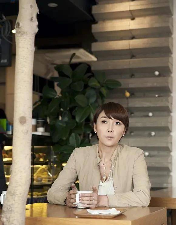 《妻子的资格》闺蜜携带丈夫私生子逼宫,妻子是如何反