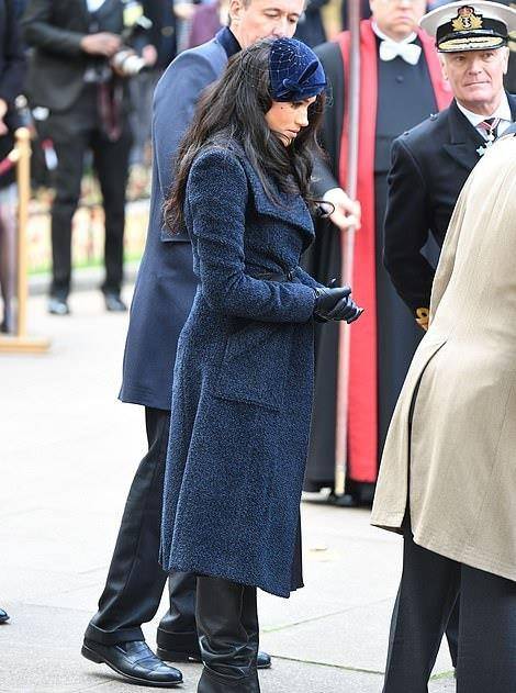 梅根重返颜值巅峰!