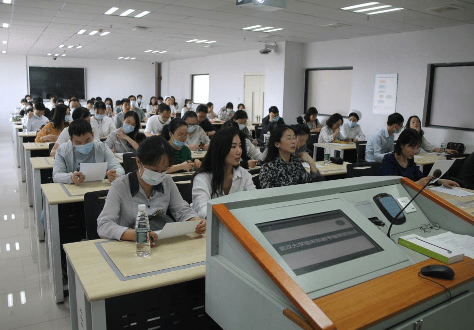鹰演人体功能扫描仪辅助武汉大学医学部进行医疗科研_临床_国家_检测