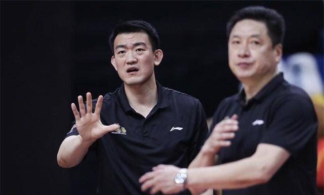 广厦留不住李春江,2支冠军球队抛出橄榄枝,他能否重建王朝呢?