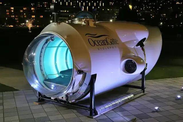 导演卡梅隆惊闻泰坦号葬身海底,表示内爆不出意外_电影_潜水器_爱情