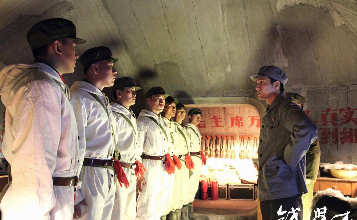 《钱学森》是一部剧情电影, 爱国主义和献身精神,科技与艺术的爱情