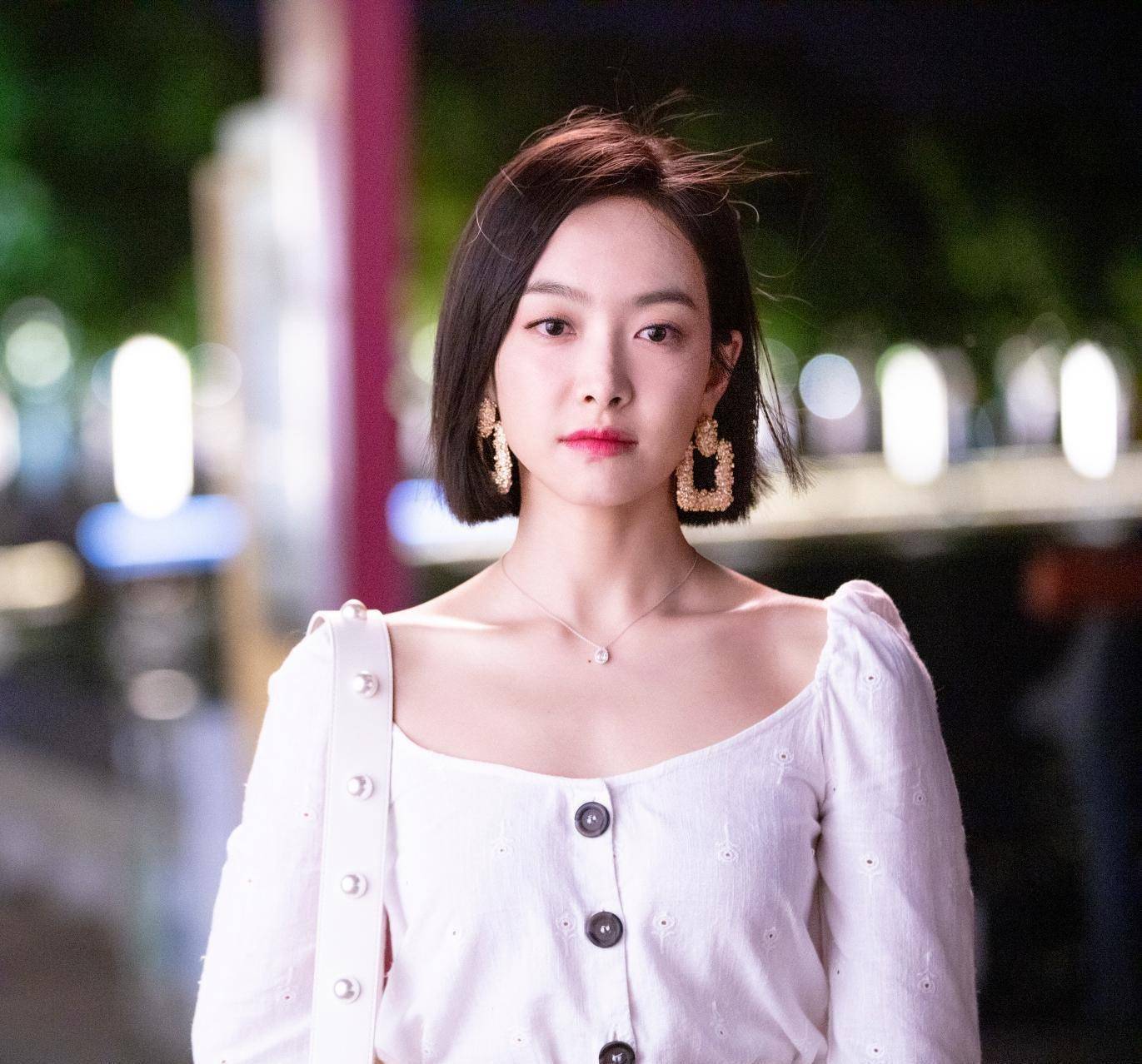 宋茜直短发,祖儿卷短发,袁泉妹妹头,和明星一起剪短发_头发_发型_脸型
