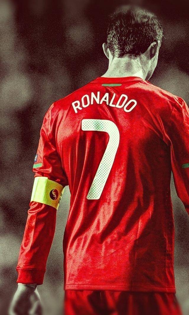 巴萨抢夺梅西被拒绝,c罗将去阿拉伯踢球到2025年,年薪2亿欧元_球星