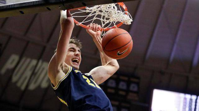 弗朗茨-瓦格纳:会是新奥尔良未来的军刀吗?_球员_进攻_鹈鹕