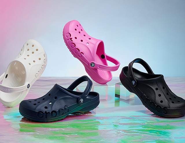 今年夏天火爆全网的"crocs洞洞鞋",是如何重生的?_品牌_合作_时尚