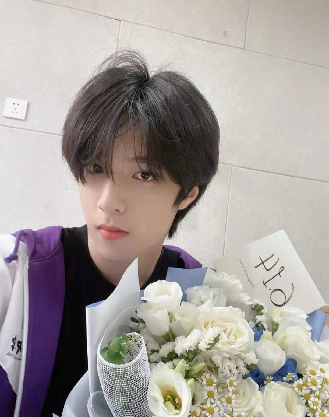 刘耀文竟然才中考?