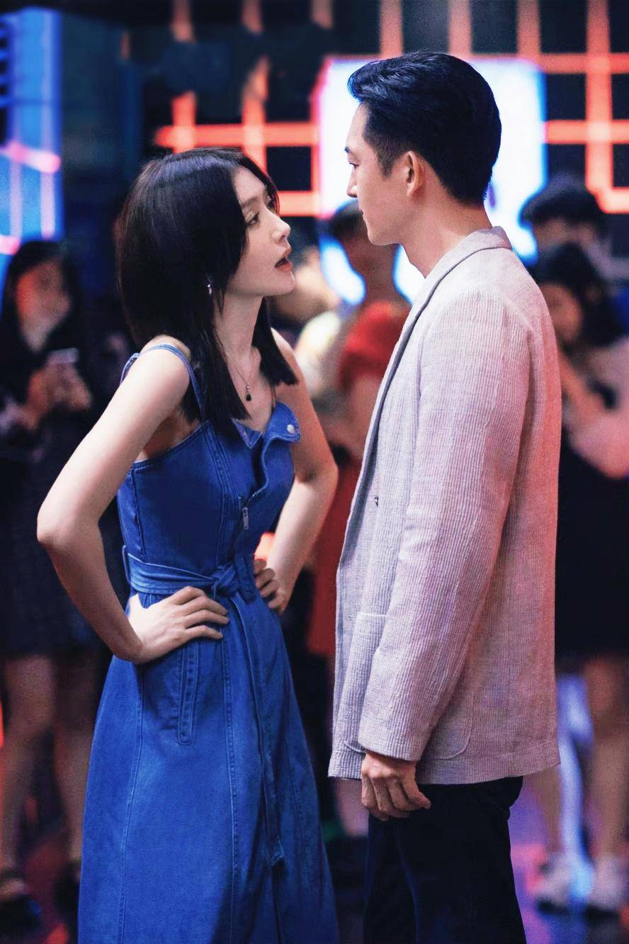 更重要的是,王阳和秦岚的外形占据优势,即使糖分超标也不会显得跟明道