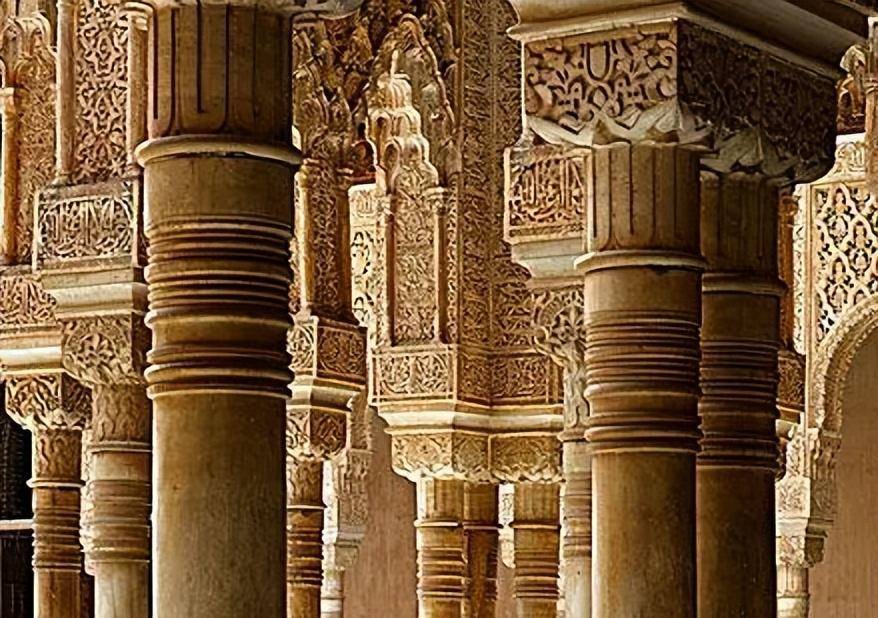 宫殿的装饰艺术,在齐亚尔王朝时期,有着长远的发展_建筑_影响_后世