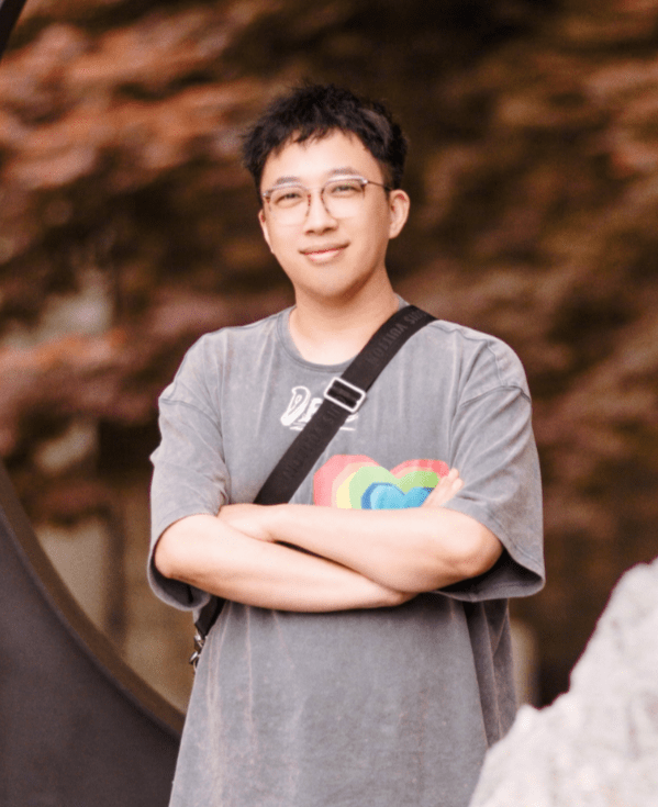 于正家最小签约艺人曝光,看清日常照:一顿吃几个赖冠霖和吴磊?