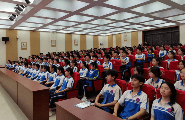 焦作市第三中学开展禁毒宣传主题活动_毒品_危害_知识