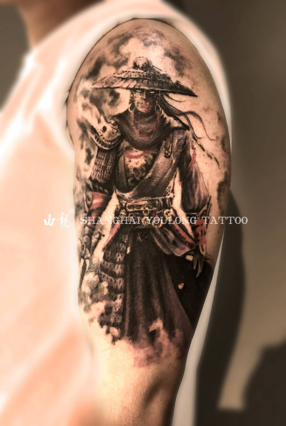 上海由龙纹身 浦东纹身店近期作品_图案_设计_人们