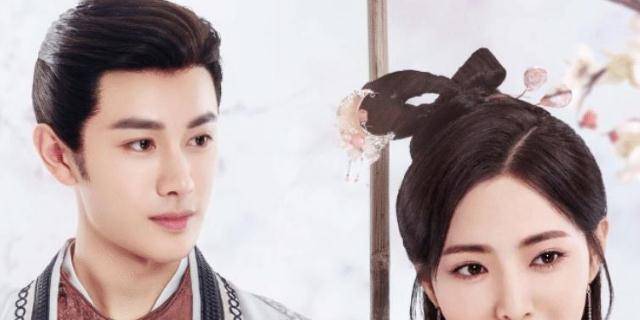 他一开始事业就受到何炅的赏识,七年来,他演出了12部戏剧_许佳琪_王佑