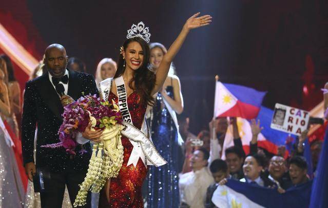 菲律宾美女夺得环球小姐冠军身材高挑大长腿逆天_格雷_比赛_阿尔拜