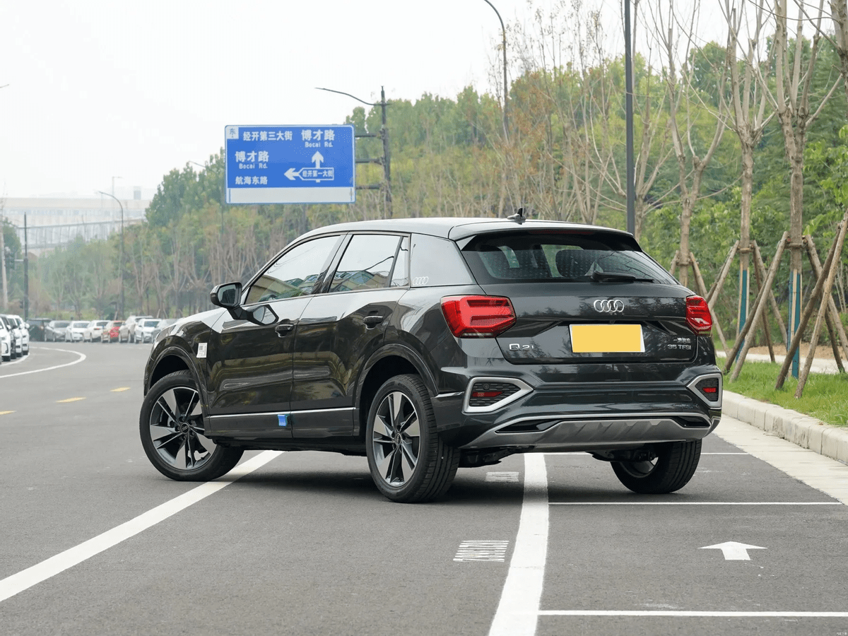 豪华入门级suv,好开不贵还省油,20万出头就能买,解读奥迪q2l