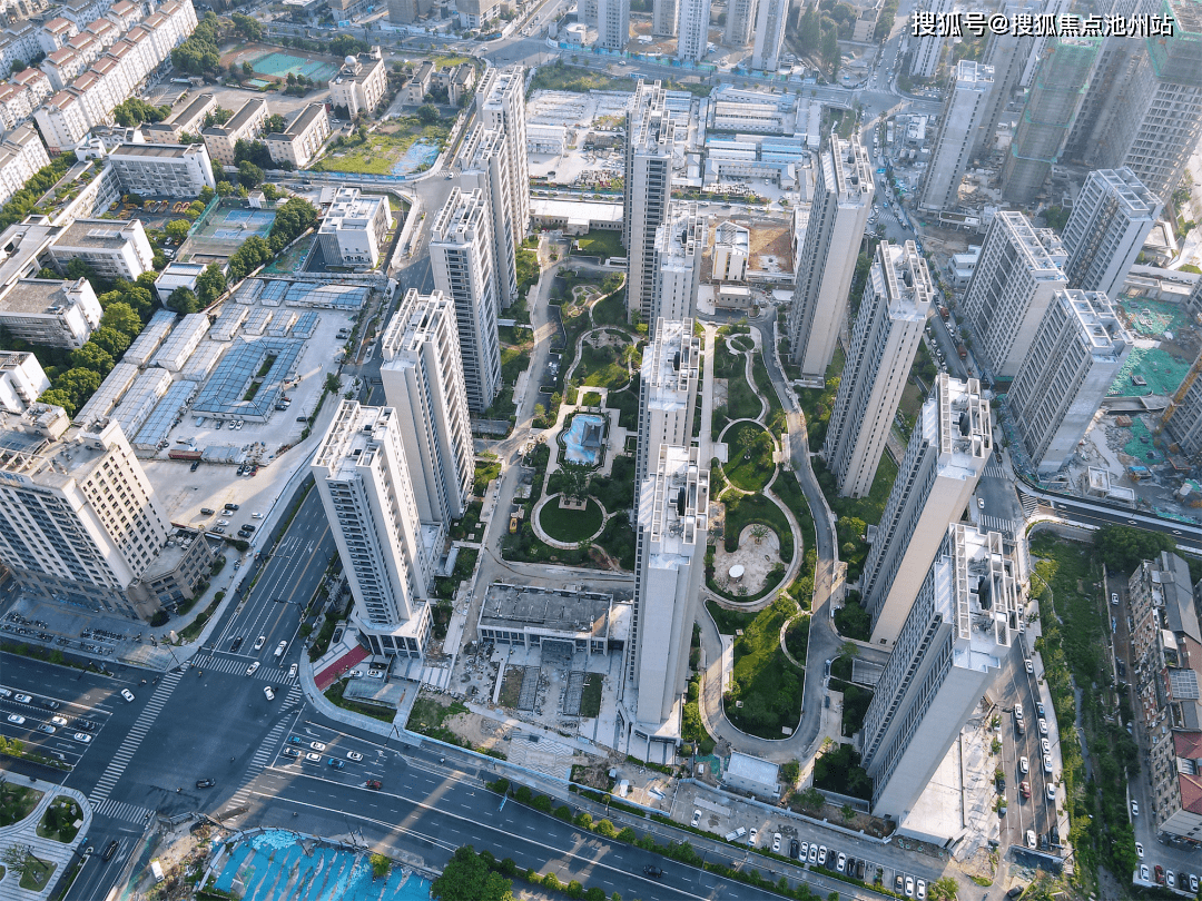 在城芯稀贵的土地之上,精研最好的产品,便是荟天府带给临安的