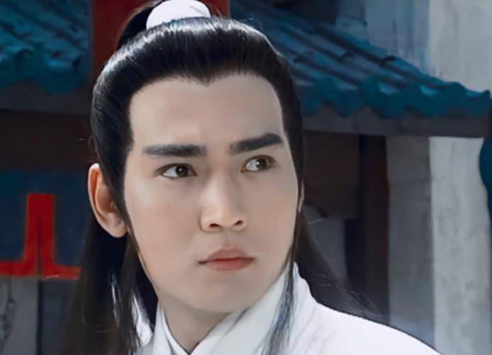 焦恩俊:被"绿"后却净身出户,2婚娶初恋,今53岁颜值暴跌_fendi_妻子