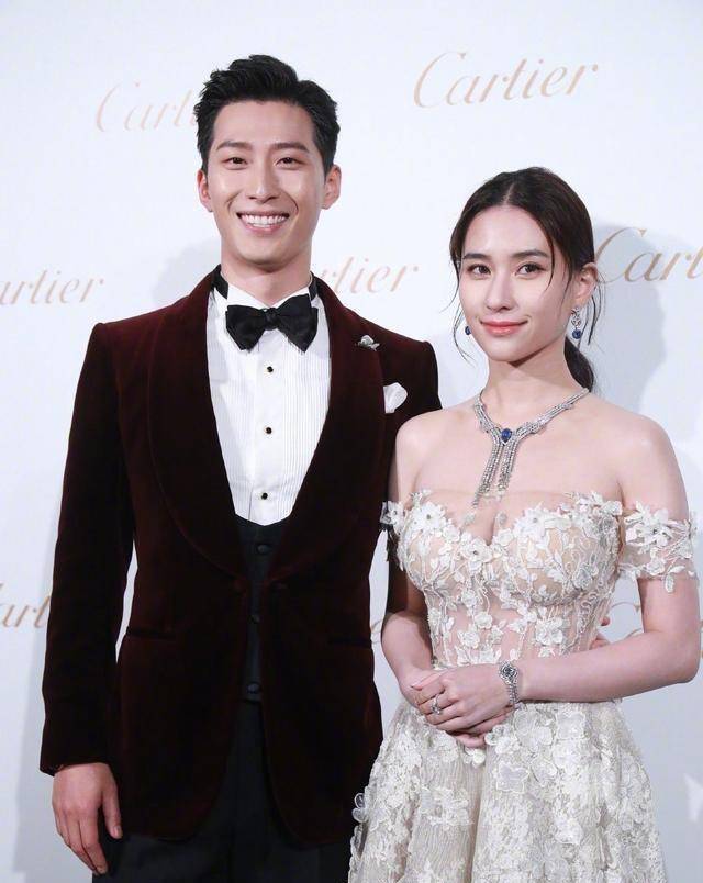 窦骁晒何超莲硕士毕业证,感叹没机会留私房钱了_女性_吐槽_豪门