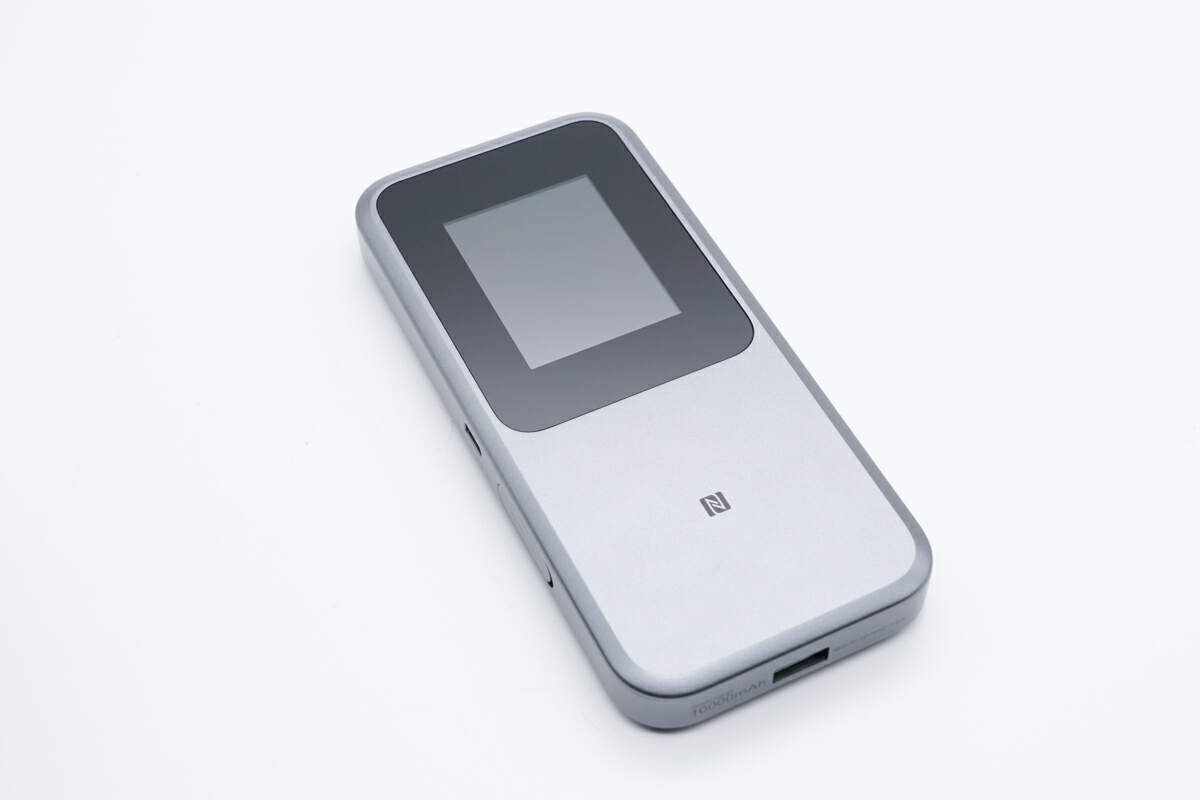 中兴5G随身WiFi6 Pro Max 移动路由评测：NFC一碰即连，5G信号随身行-中兴随身路由器