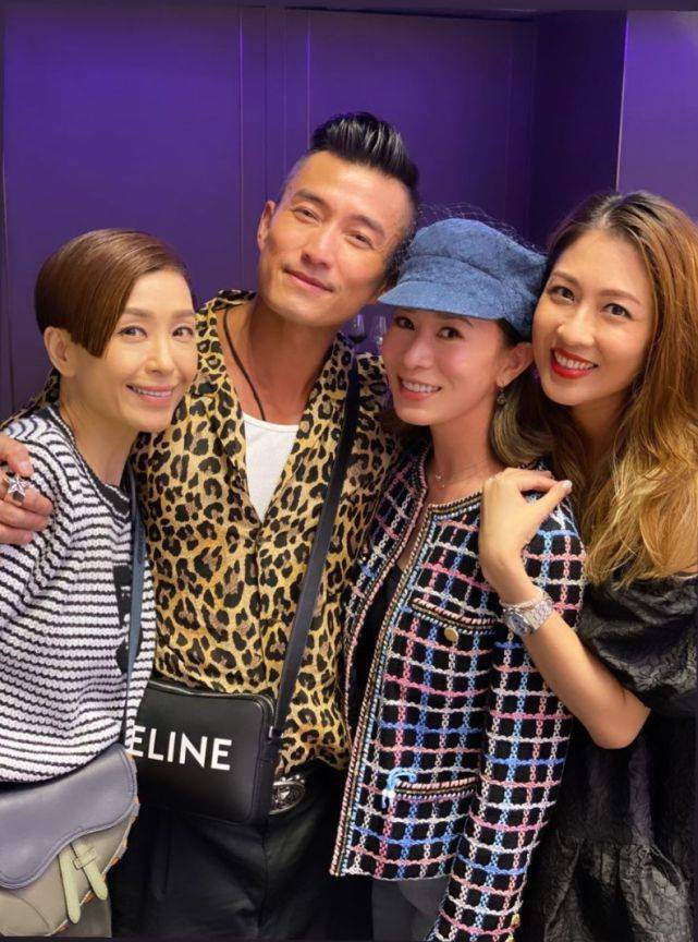 直播卖货能力强却被讽刺只知道赚钱_陈山聪_陈敏之_伍咏薇