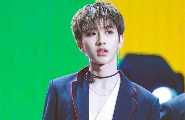 明星超话排行榜:蔡徐坤压tfboys一筹,而赵丽颖热巴差距大_王俊凯_排名