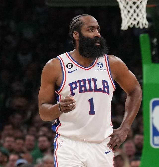 woj:快船不会为哈登放弃优秀年轻人 只愿提供到期合同 选秀权_球员