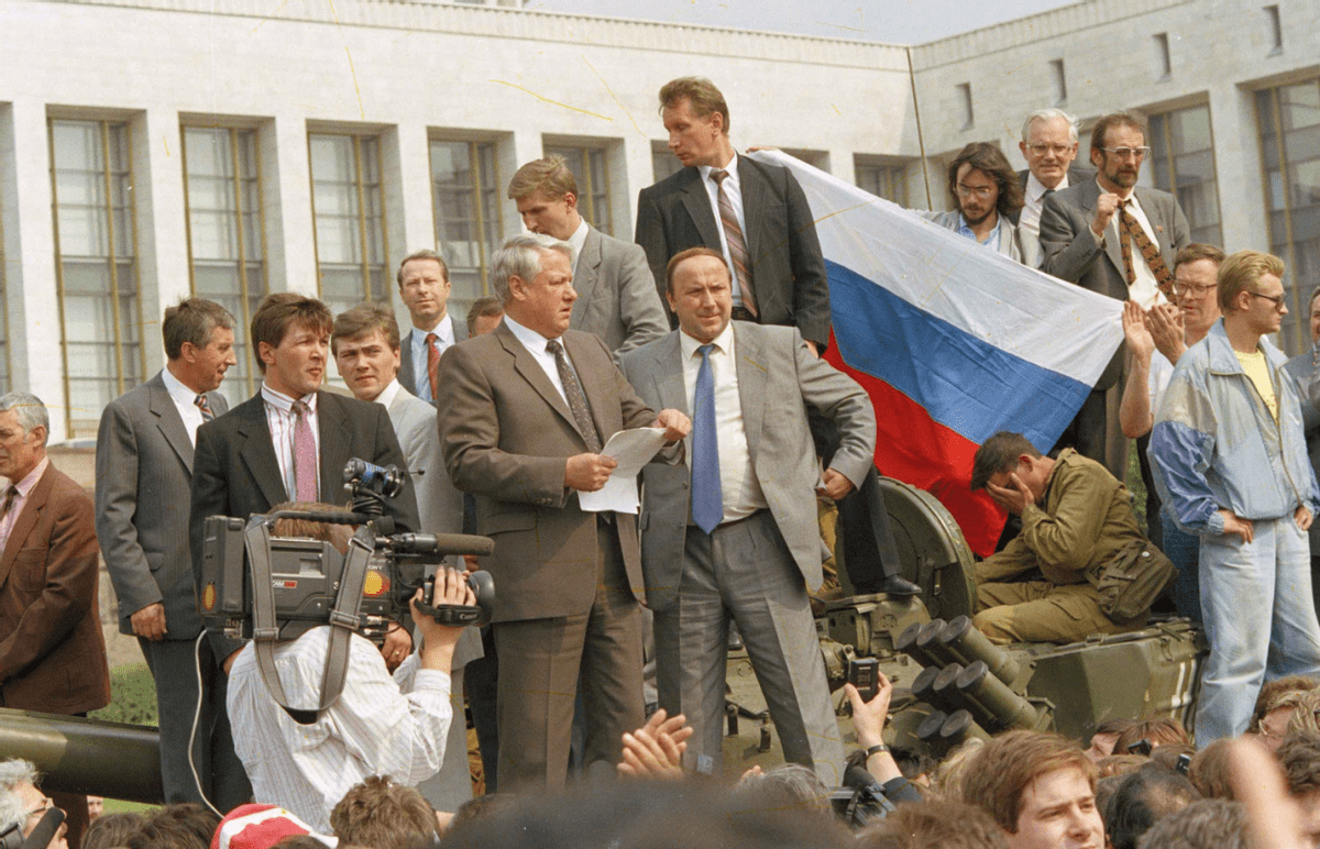 苏洛维金被捕,是一个巨大的谜团,美国人想掀起一桩32年前的旧事_普京