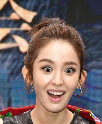 明星如何玩转瞪眼?岳云鹏表情搞笑,吴昕一瞪成愤怒小鸟!