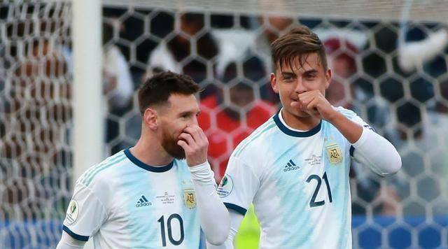 零度角射门闪耀欧冠却否认外界夸赞迪巴拉享受与c罗梅西做队友_球员