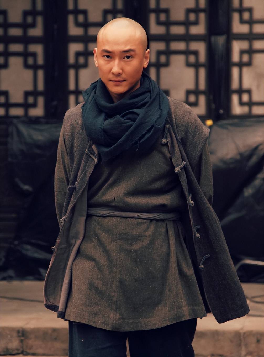 18线男星四合院遭邻居侵占,双方当场发生激烈争吵_周瑞_生活_北京