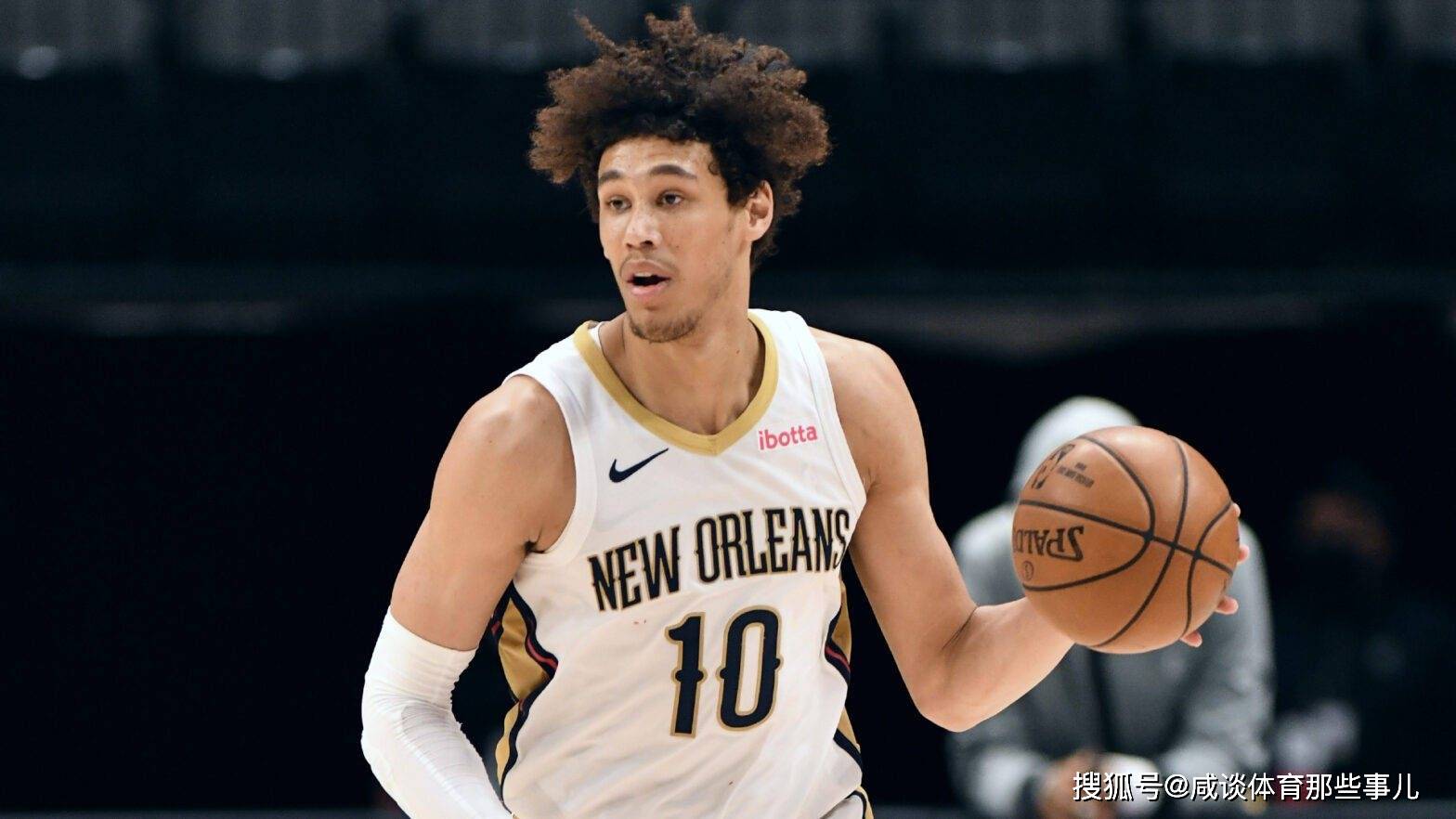 集齐19年8-10乐透秀,23岁2米13年轻版麦基来了!_海斯_球员_赛季