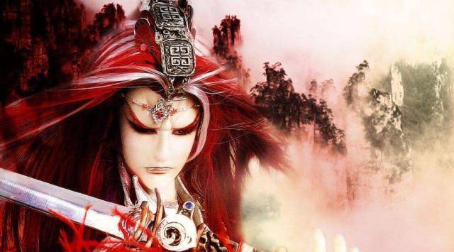 八岐邪神应该能秒弃天帝,弃天帝虽强,但在人界只有三分功体!