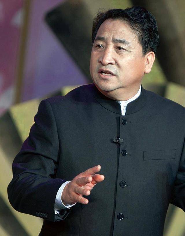 相声演员马季和姜昆都不太看重师承,其实这种做法并不是不正确_传承