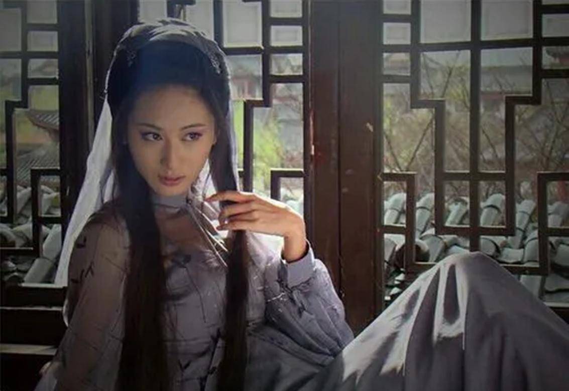 同是演古装剧尼姑:贾静雯穿薄纱,孙俪最真实,殷桃一个头两个大_角色